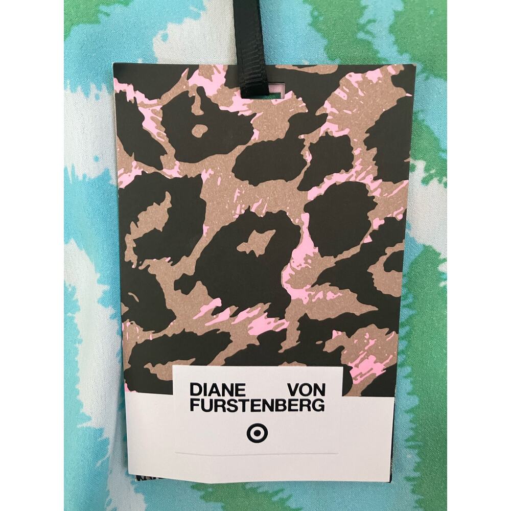 New Diane Von Furstenberg for Target Long Satin Disco Zebra Green Robe Small - Picture 8 of 9